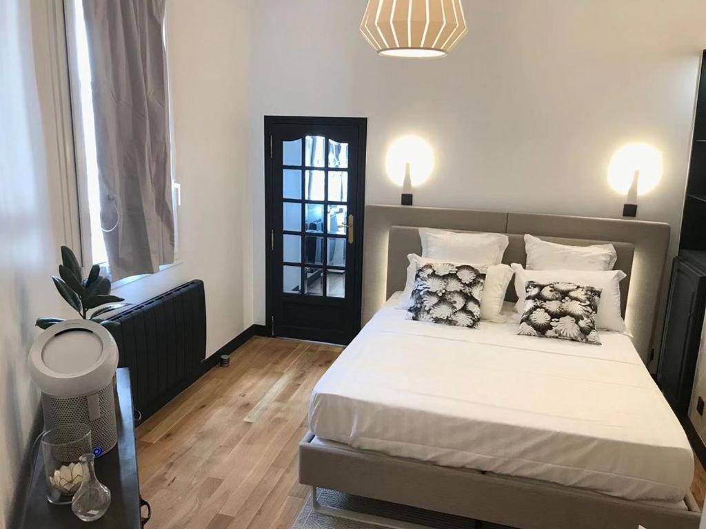 Hotel Yatri Нагпур Екстериор снимка